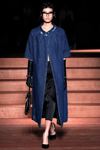 Look 29